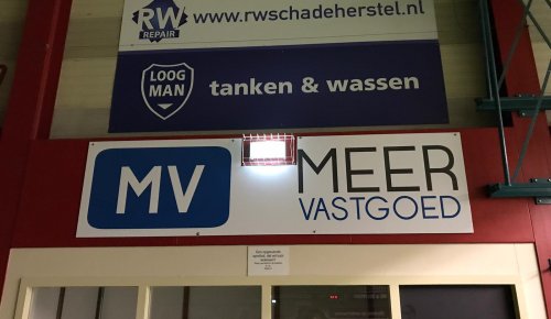 MEER Vastgoed sponsort handbalvereniging Aalsmeer
